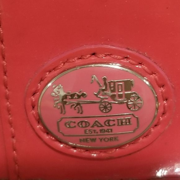 COACH Khaki Signature C Wallet w/ Watermelon Patent Leather - Picture 10 of 12